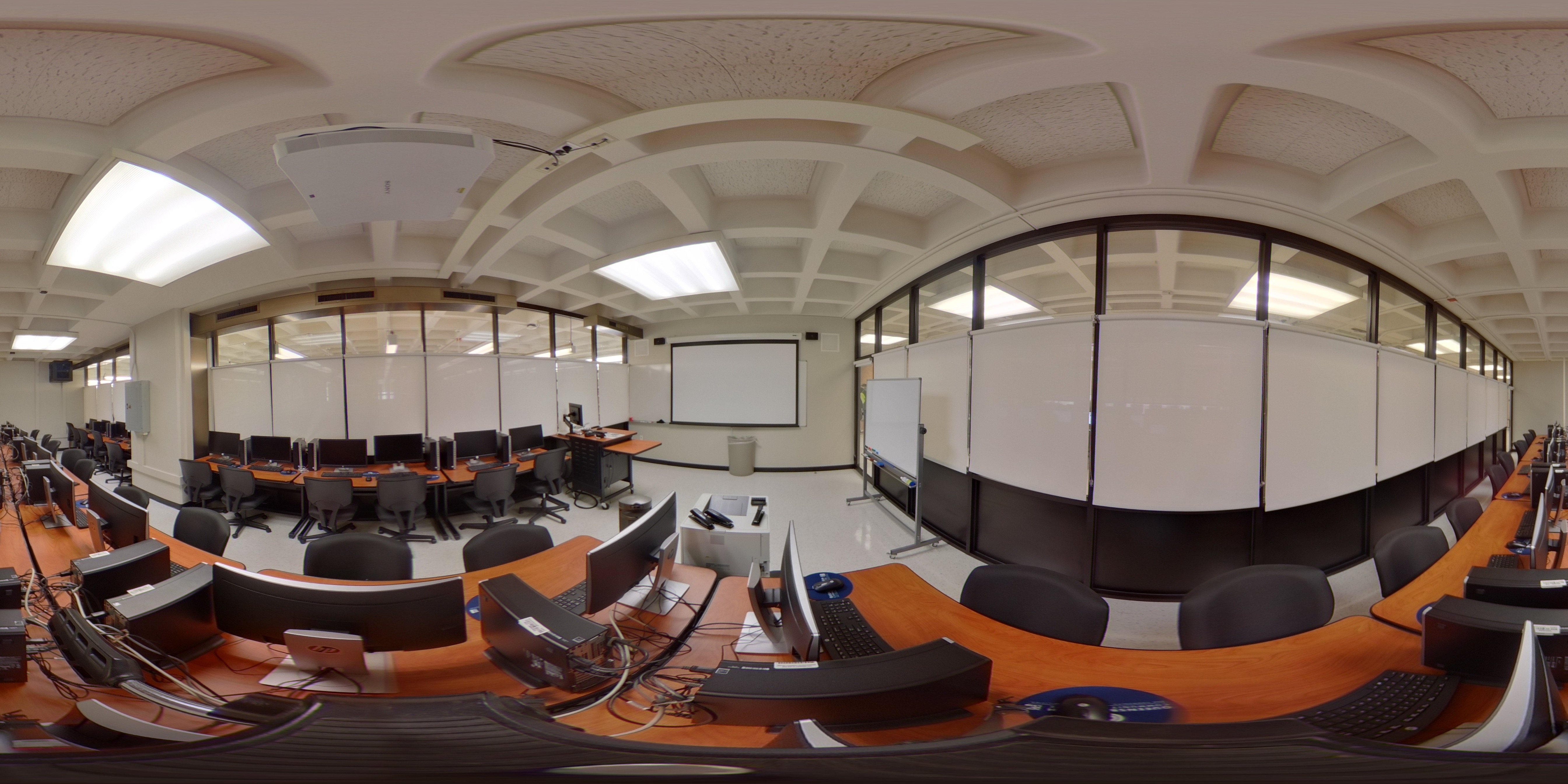 360 photo of L-311
